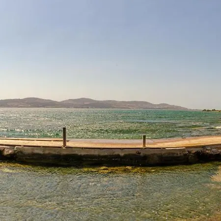 Calmea Seafront - Secluded Alikí