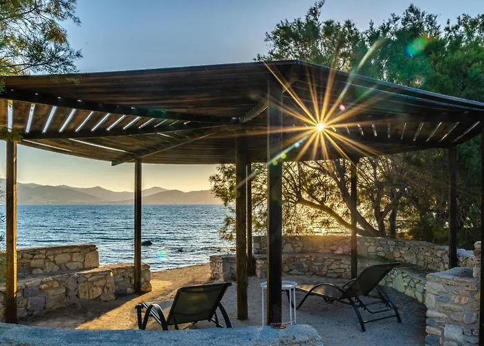 Calmea Seafront - Secluded *