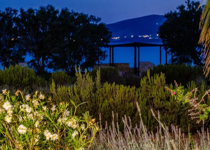 Calmea Seafront - Secluded