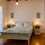 Calmea Seafront - Secluded فيلة *
