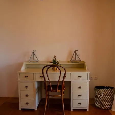 Calmea Seafront - Secluded Alikí