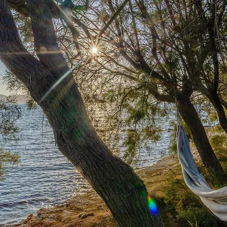 Calmea Seafront - Secluded Willa *