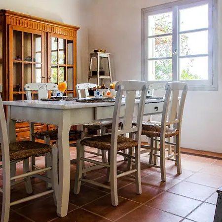 Willa Calmea Seafront - Secluded