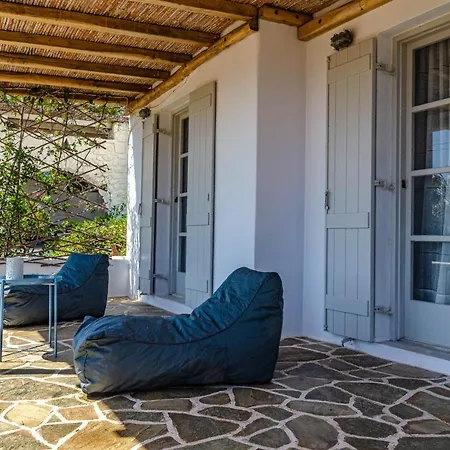 Calmea Seafront - Secluded Villa Parikia (Paros)