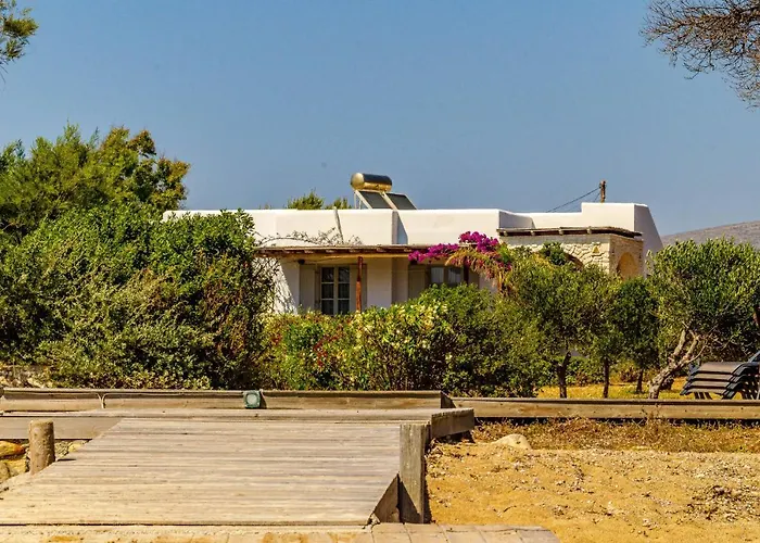 Calmea Seafront - Secluded *