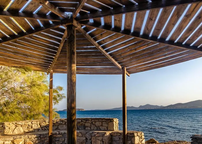 Calmea Seafront - Secluded